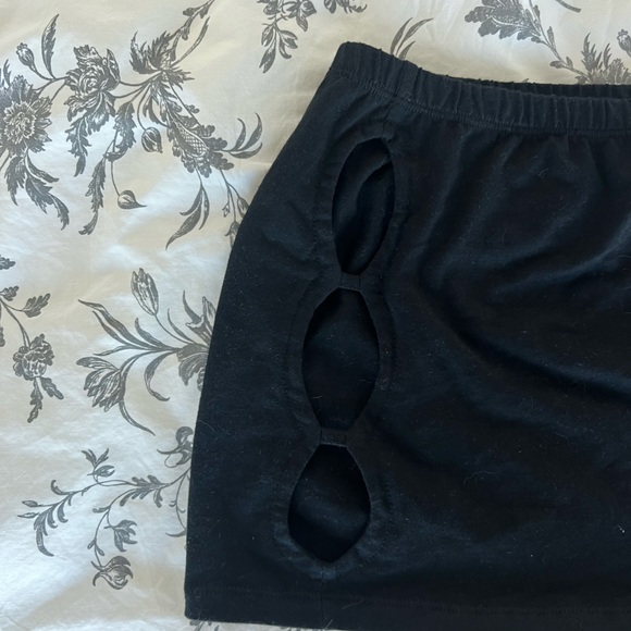 Mini skirt - Picture 3 of 3